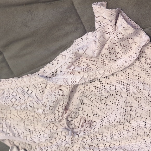 Adorable swim - Picture 2 of 4